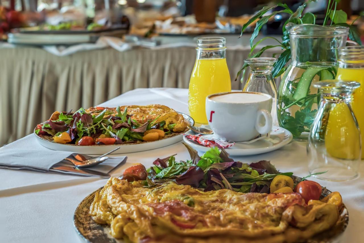 Arahova Inn Hotel Экстерьер фото