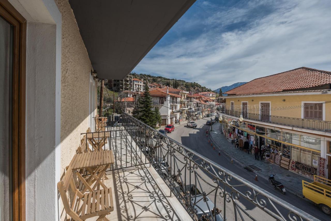 Arahova Inn Hotel Экстерьер фото